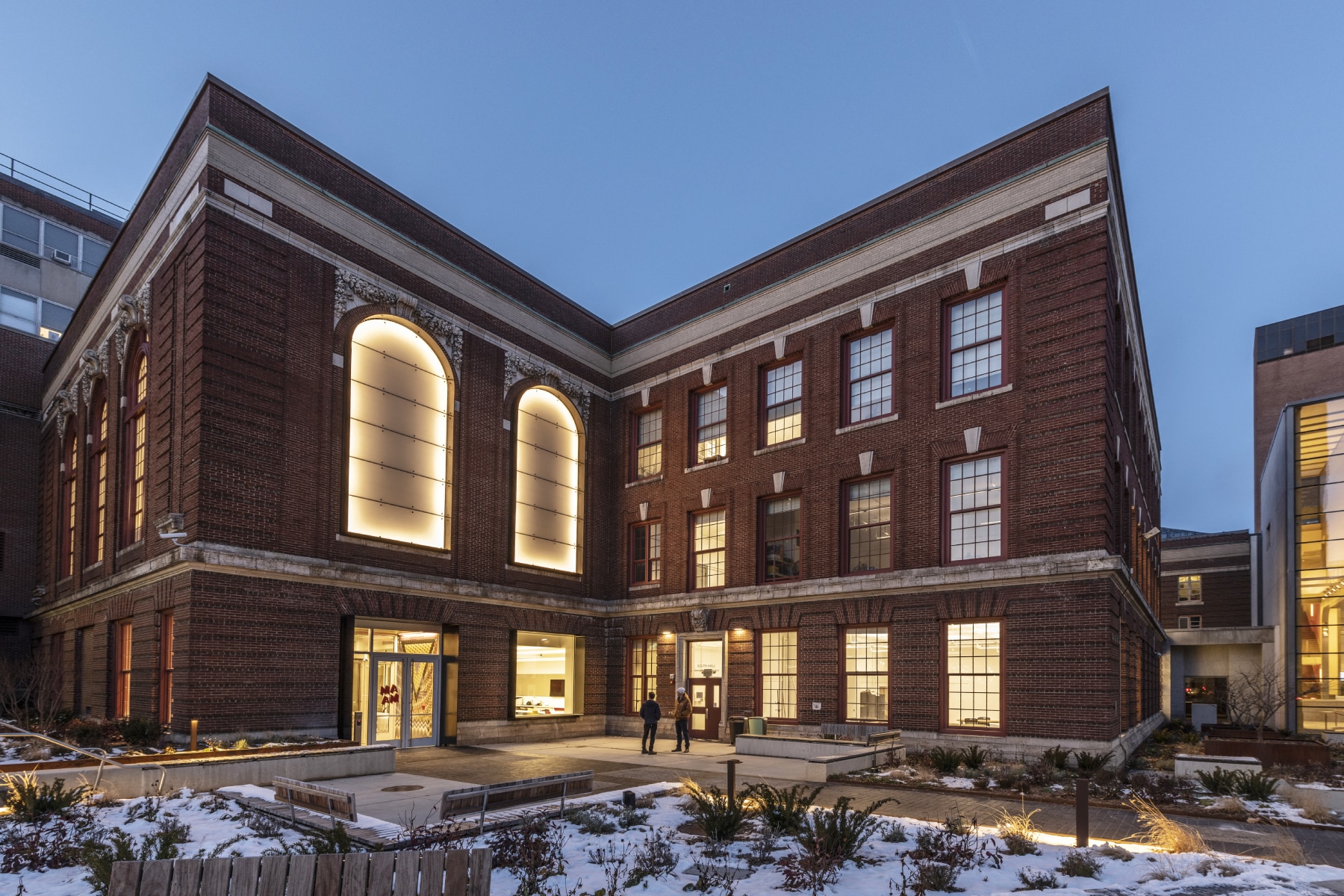 MassArt Art Museum, Bakalar & Paine Galleries_1