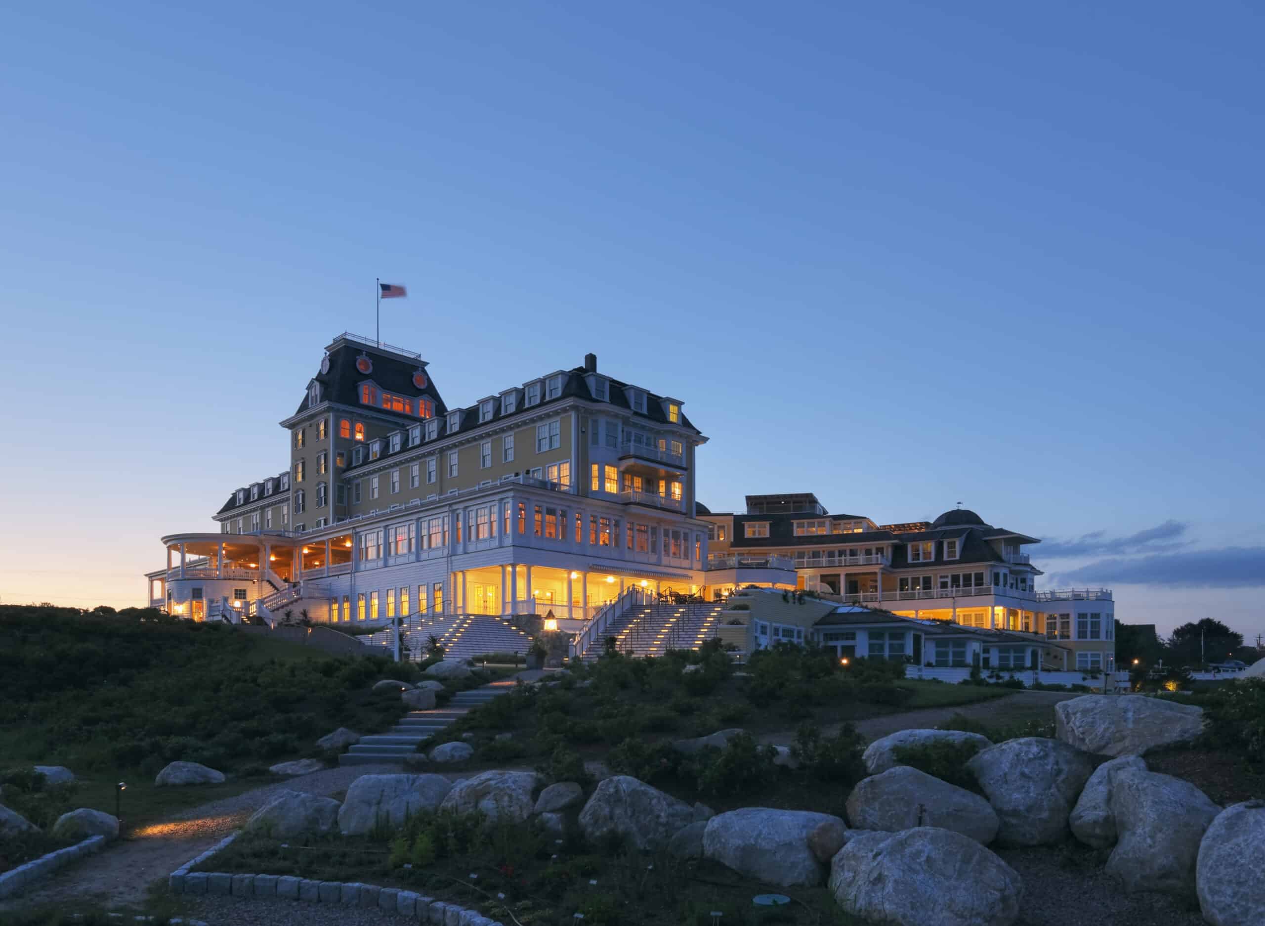 Ocean House, Location: Watch Hill, Rhode Island, Architect: Centerbrook Architects