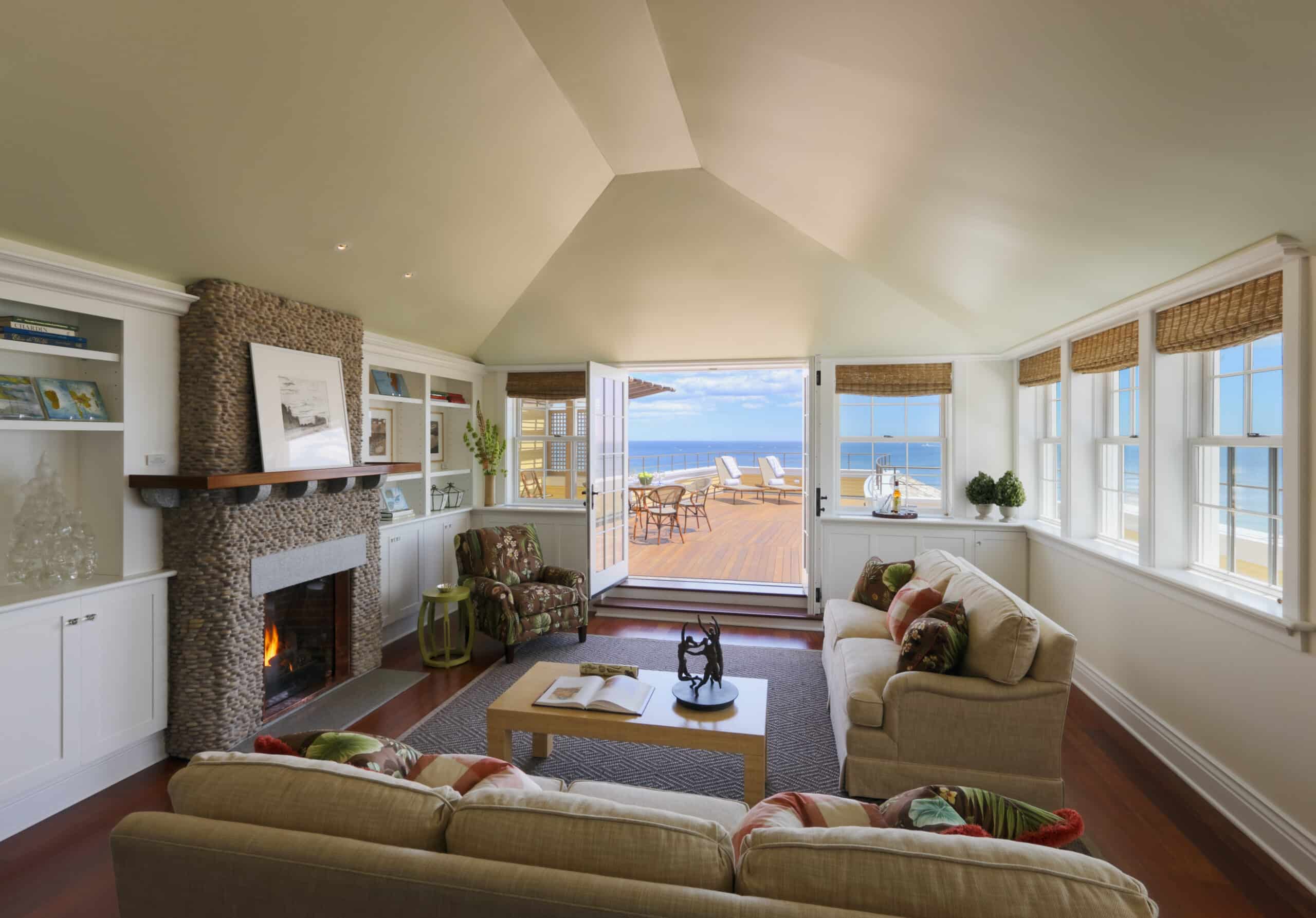 Ocean House, Location: Watch Hill, Rhode Island, Architect: Centerbrook Architects