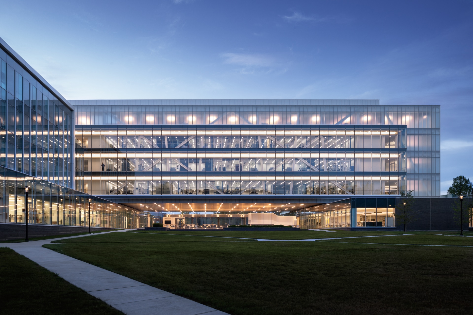 The Fascitelli Center for Advanced Engineering at the University of Rhode Island-Hero image11